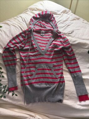 Striped V-Neck Hoodie Sweater in Gray and Pink - Cozy Everyday Pullover